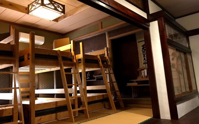 Guesthouse Wasabi - Hostel