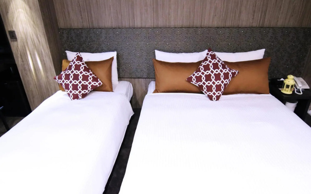 101-s HOTEL