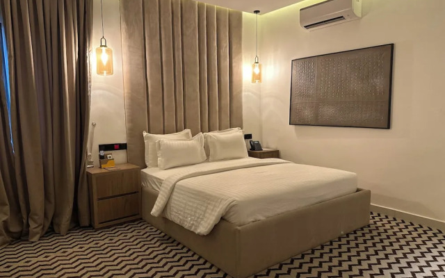 Elysian Hotel