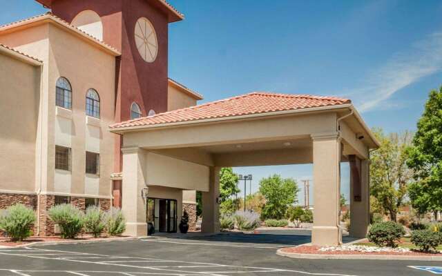 Quality Inn & Suites Albuquerque West