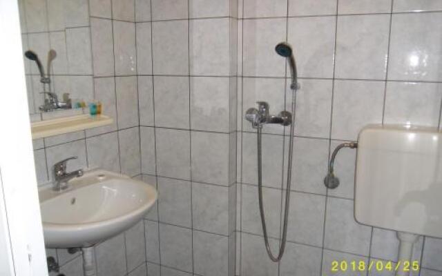Dima Rooms And Apartments