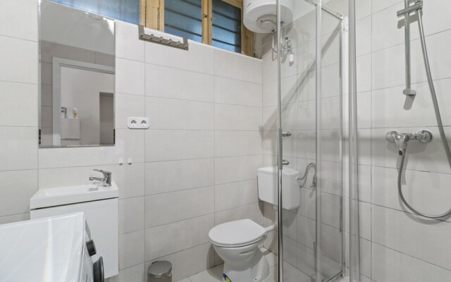 Stylish Apartments near AKH