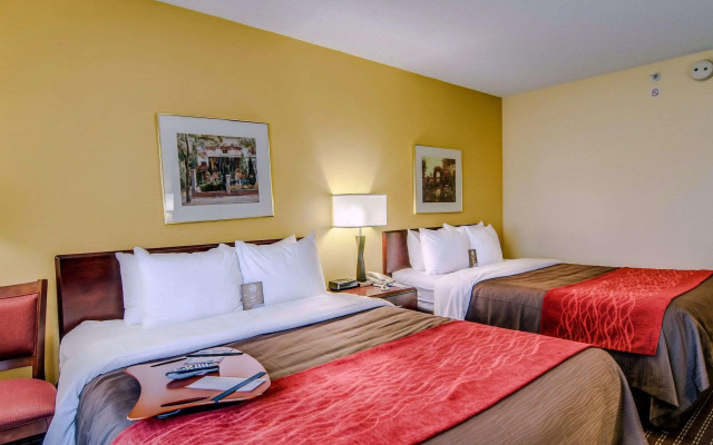 Comfort Inn & Suites Hillsville I-77