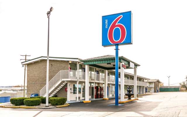 Motel 6 Somerset, KY