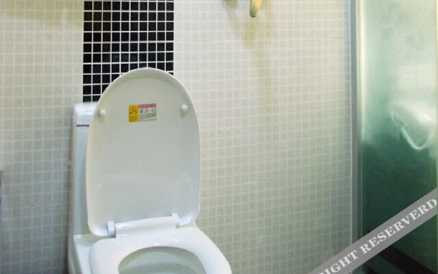 Xinzhongxin Business Hotel