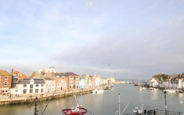 Harbour Watch Apartment 6, Weymouth