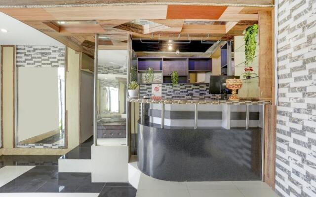 OYO 90131 Liberty Guest House