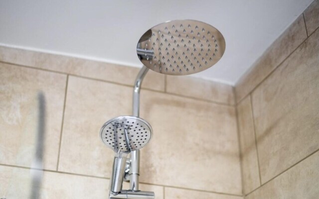 4br-11guests-patio-familyfriendly-citycentre-beach