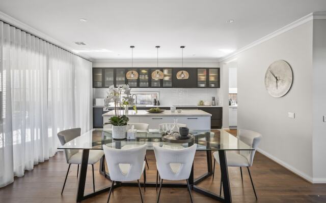 Werribee Luxe Home Family 6Bed Netflix
