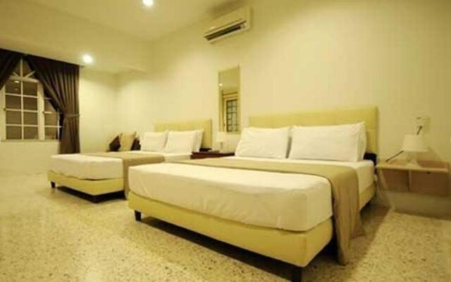 Leisure Home Stay - Gemilang