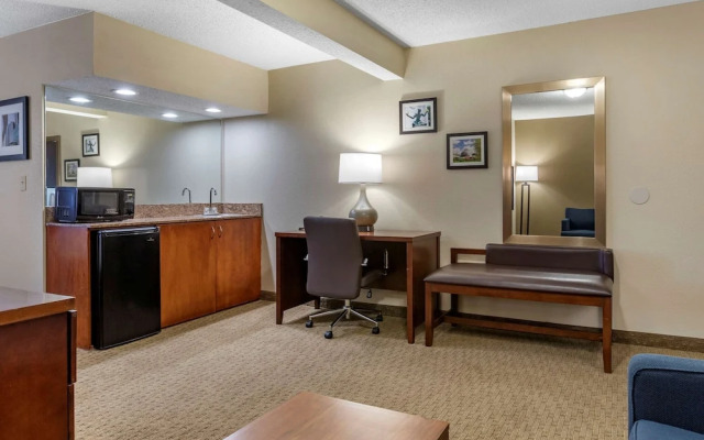 Hampton Inn Detroit/dearborn