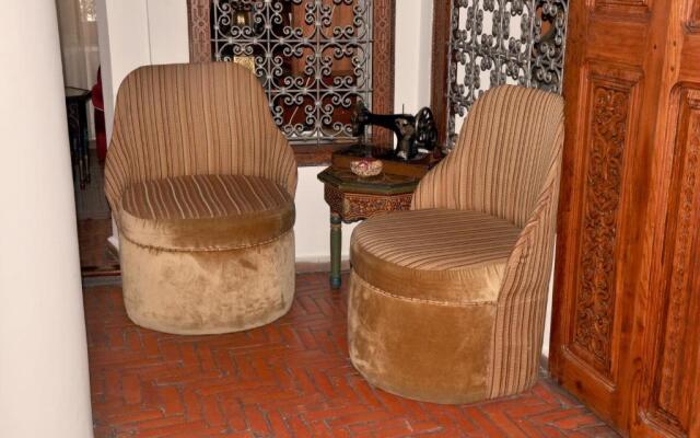 Hotel Blanco Riad