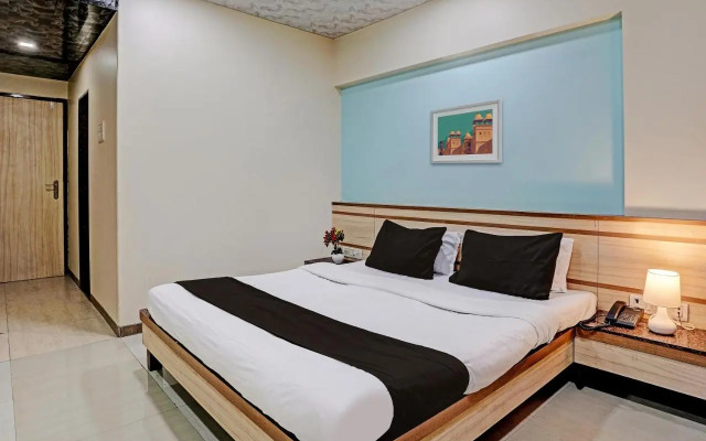 Collection O 61748 Guru Heritage Kalamboli