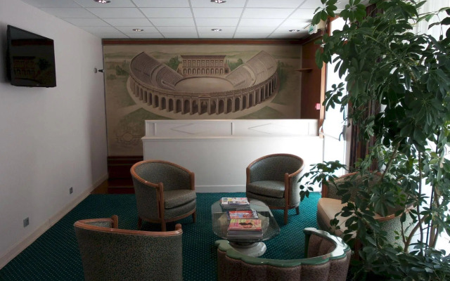 Hôtel Des Arènes