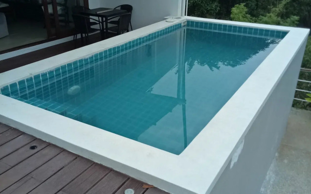 Bluecoconut Resort