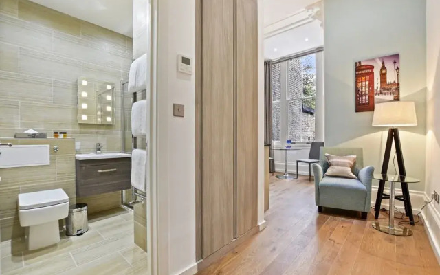 Leinster Inn London
