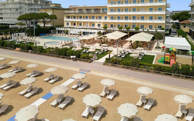 Hotel Aurora