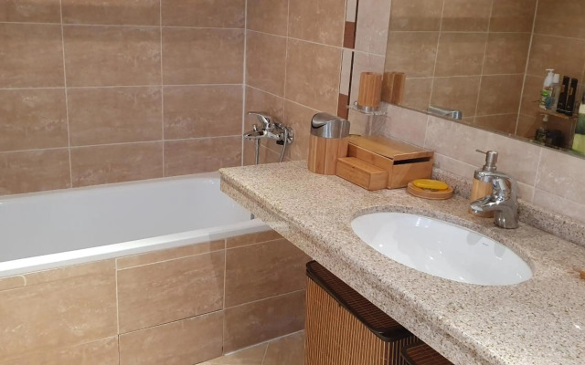 Terra-Balkan delux private apartment - Golf & Skiing