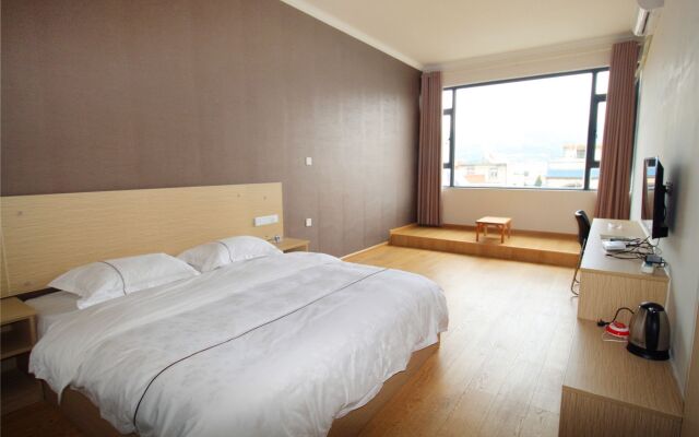 Fengmingjiutian   Hotels