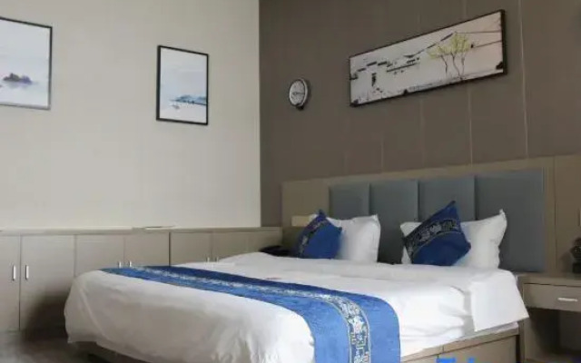 Rongcheng Huayue Hotel