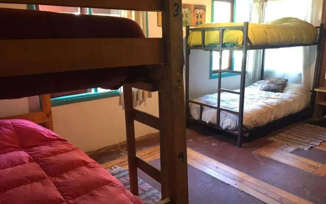 Hostel Raiz
