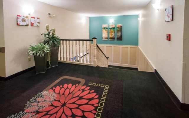 Northfield Inn, Suites & Conference Center