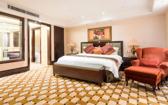 Royal Mediterranean Hotel