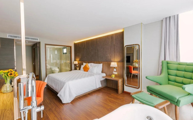 Winsuites Sai Gon Hotel