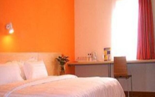 7 Days Inn Baoding Railway Station Branch