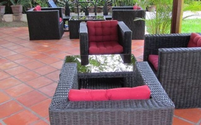 Les Bambous Luxury Hotel
