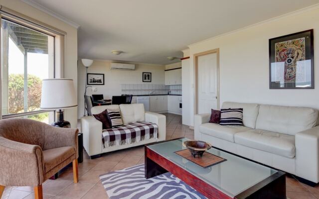 Lagoon'S Bay Apartment