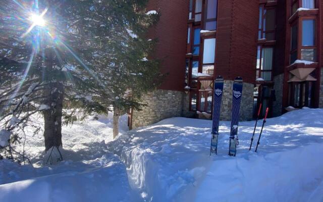 THE NEST Apartment Suite Ski-in Ski-out with Hammam
