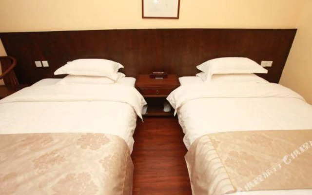 Liujiang Rongyuan Hotel