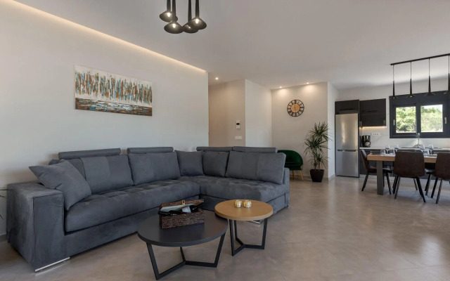 Amelia Residence