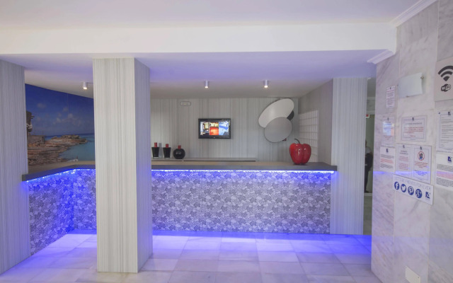 azuLine Apartamentos Sunshine