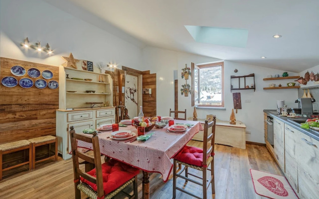 White House Ski Relax