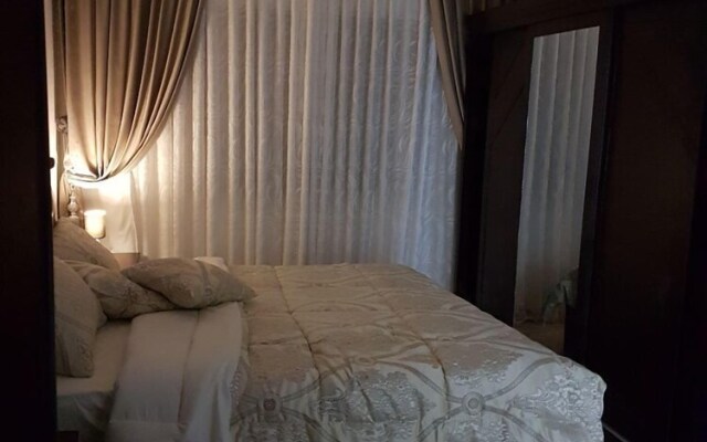 Luxury Furnished Apartment