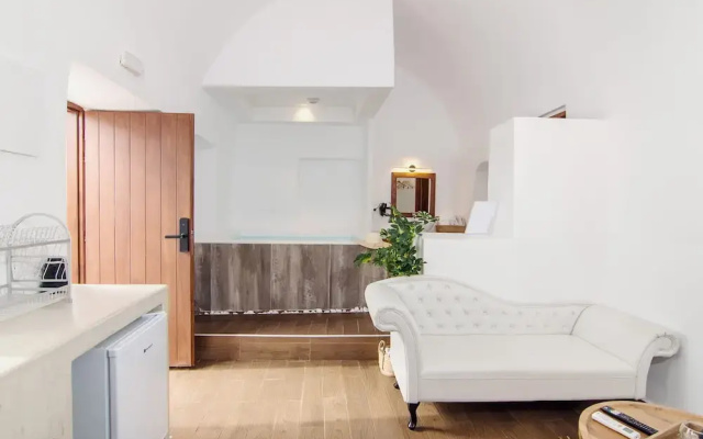 Santorini Luxury Suite w Rooftop Hottub Seaview