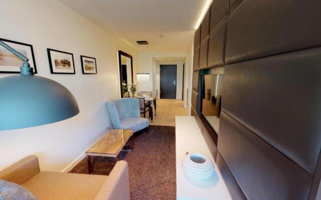 White Pearl Apartment 1.15