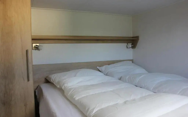 De Bijsselse Enk, Noors chalet 1