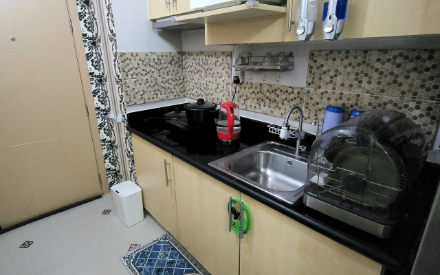 Elegant Studio @ Grass Residences 1-5 persons only, Quezon City