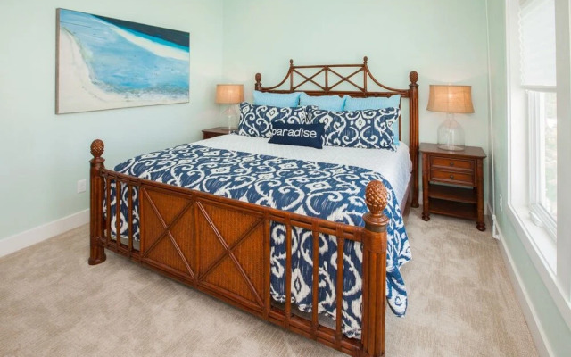 Blue Horizon - 10 Br Home