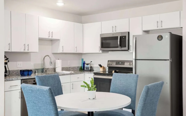 WaterWalk Extended Stay by Wyndham Minneapolis - Plymouth