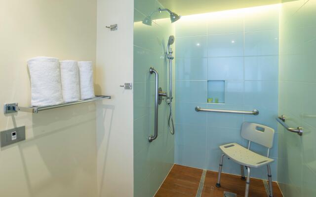 Holiday Inn Mexico City - Plaza Universidad by IHG