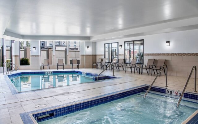 Courtyard Edmonton West