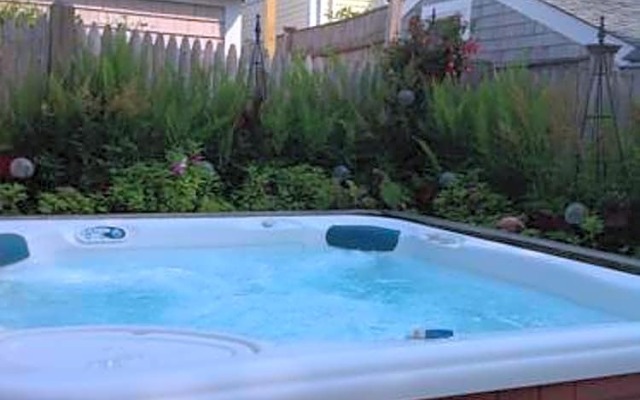 Mercury Hotel Provincetown