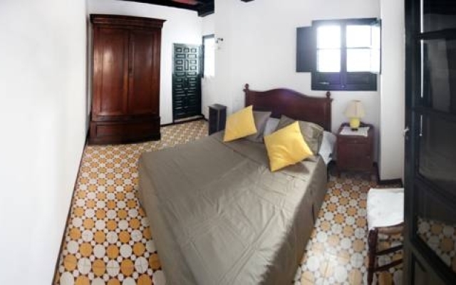 Apartamentos Reales Alcazares