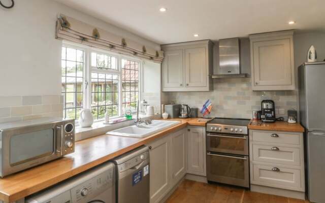 Lambrook Cottage