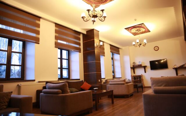 Cheltikov Hotel
