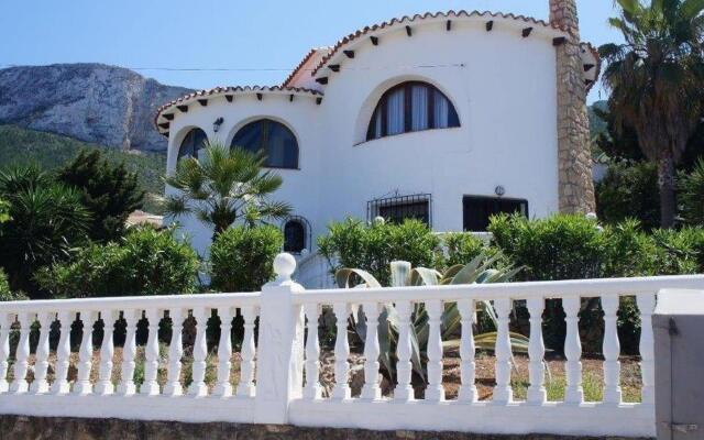 Authentic holiday home in Denia with bubble bath